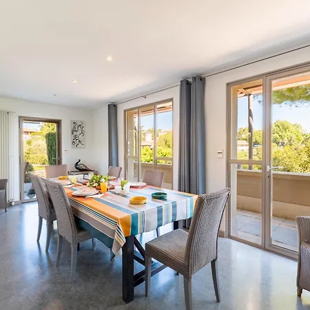 Maison D'architecte Avec Piscine Uzès