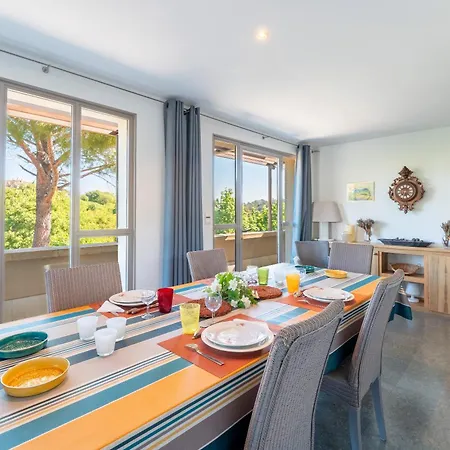 Vila Maison D'architecte Avec Piscine Uzès