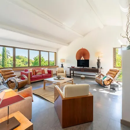 Maison D'architecte Avec Piscine Вилла Юзес