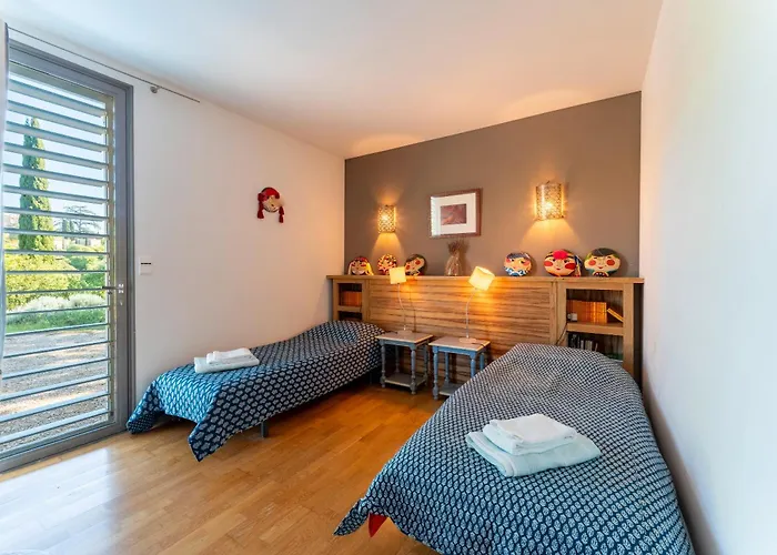 Maison D'architecte Avec Piscine *