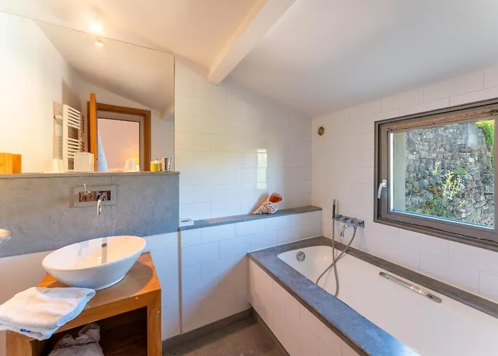 Villa Maison D'architecte Avec Piscine *